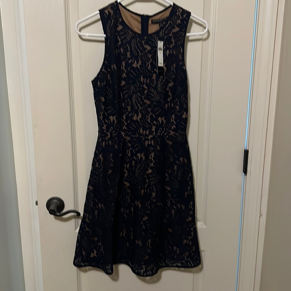 NWT banana republic dress, navy/tan, size 0, sleeveless